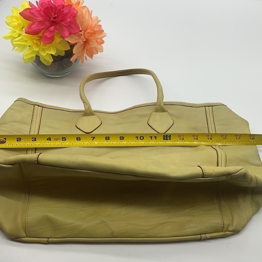 Falorni Italia Le Borse Yellow Leather shoulder Bag. LP1464 - Picture 9 of 11